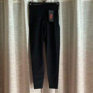 The Gym People black leggings